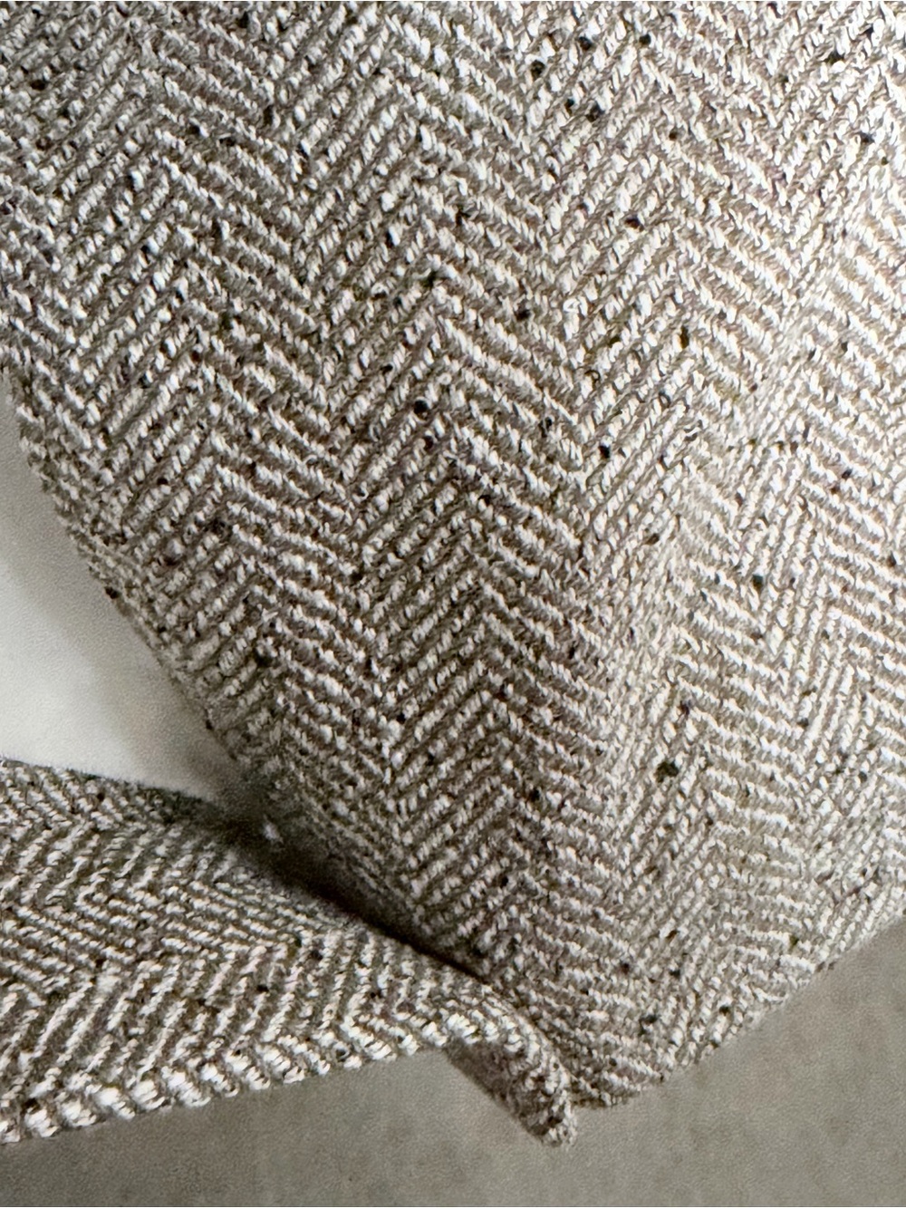 H&M Oversized Women's Double-Breasted Tweed Blazer in Light Brown - Picture 8 of 12